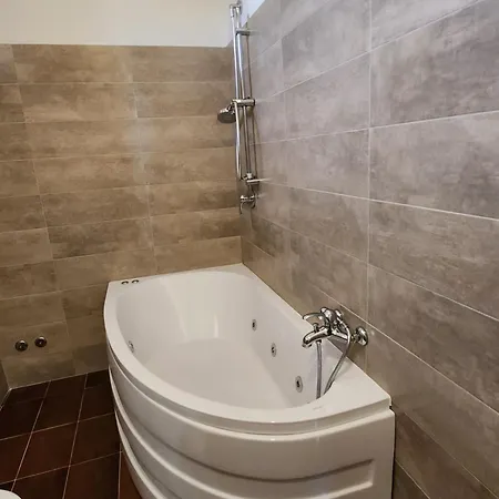 Panzió Edera 2*